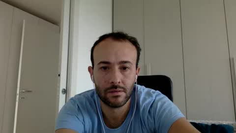 Snapshot of hhombre chatting on 11-07-25, 09:42 hhombre online show from 11-07-25, 09:42