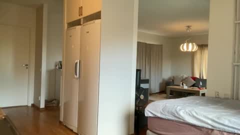 hichemlacoste333 online show from 10-19-25, 12:39