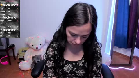 Snapshot of hidianapaola chatting on 01-27-25, 05:48 Diana online show from 01-27-25, 05:48
