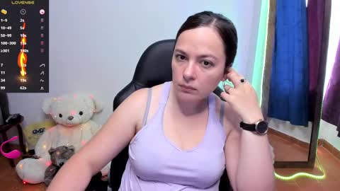 Snapshot of hidianapaola chatting on 02-25-25, 04:53 Diana online show from 02-25-25, 04:53