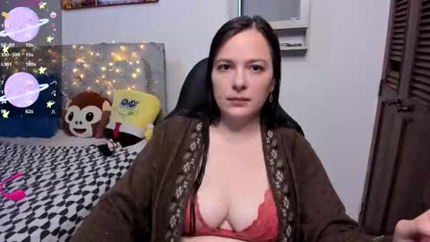 Snapshot of hidianapaola chatting on 03-10-25, 01:01 Diana online show from 03-10-25, 01:01