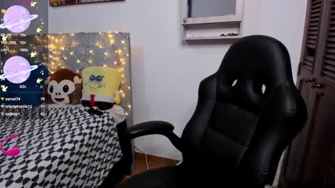 Snapshot of hidianapaola chatting on 03-12-25, 03:13 Diana online show from 03-12-25, 03:13