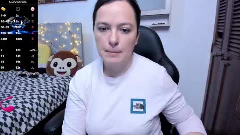 Snapshot of hidianapaola chatting on 10-29-25, 06:53 Diana online show from 10-29-25, 06:53