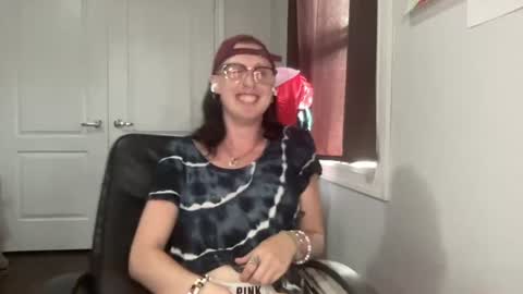 Snapshot of highqueenjuno chatting on 07-29-26, 09:35 Juno online show from 07-29-26, 09:35