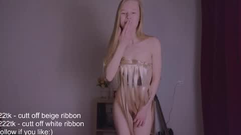 Chloe online show from 01-23-25, 12:25