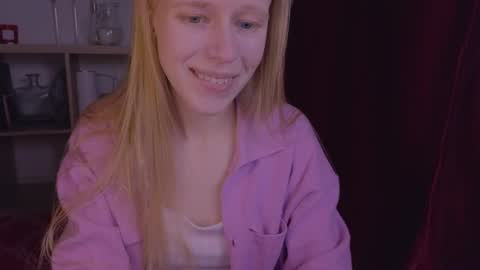 Chloe online show from 02-03-25, 11:47