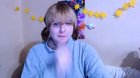 Hikiko online show from 07-25-26, 11:02