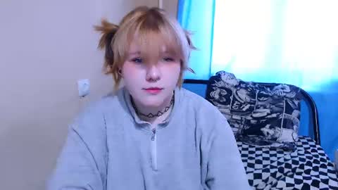 Hikiko online show from 07-27-26, 12:23