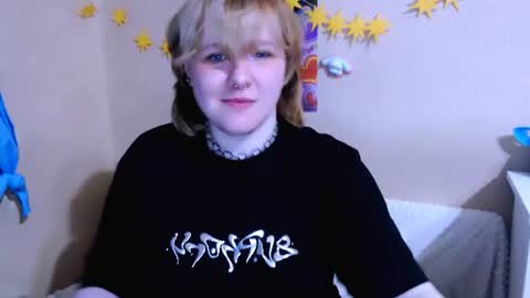 Hikiko online show from 07-28-26, 06:20