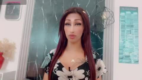 Hilary Avilan online show from 07-20-26, 06:43