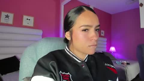 hilary_tailor online show from 09-26-25, 11:25