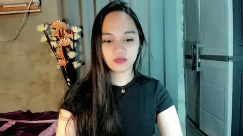 hilarymolly online show from 03-11-26, 01:44