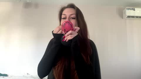 Hi Im Elizabeth online show from 10-21-25, 10:27