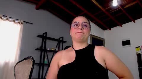 Miranda online show from 09-28-25, 02:55