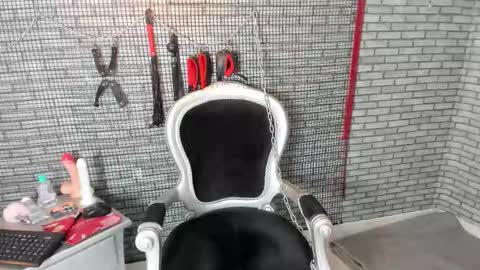 Hillary  online show from 03-16-26, 05:44