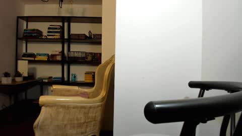 Hillary online show from 09-12-25, 10:15