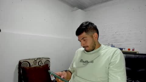 Hi moreno online show from 02-01-25, 10:44