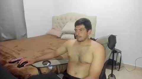 Snapshot of himoreno97 chatting on 03-13-26, 01:34 Hi moreno online show from 03-13-26, 01:34