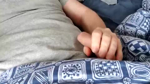 Snapshot of himself0410 chatting on 11-04-25, 08:35 himself0410 online show from 11-04-25, 08:35