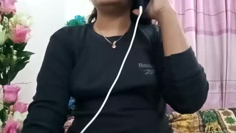 himuhimu22 online show from 01-24-25, 07:39