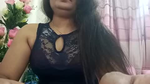 himuhimu22 online show from 02-01-25, 09:29