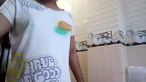 himuhimu22 online show from 03-03-25, 10:28