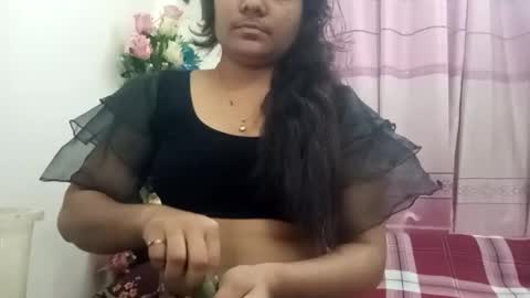 himuhimu22 online show from 03-11-25, 09:37