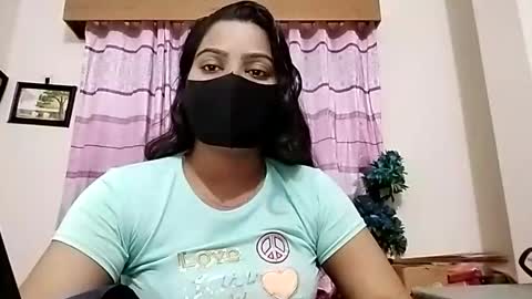 himuhimu22 online show from 04-20-26, 06:42