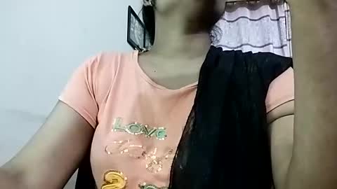 Snapshot of himuhimu22 chatting on 06-08-26, 05:13 himuhimu22 online show from 06-08-26, 05:13