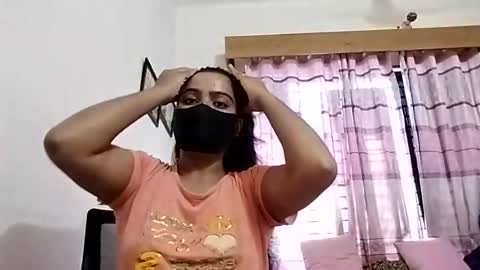 Snapshot of himuhimu22 chatting on 06-14-26, 08:27 himuhimu22 online show from 06-14-26, 08:27