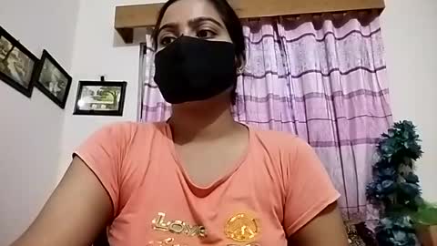 Snapshot of himuhimu22 chatting on 06-20-26, 12:19 himuhimu22 online show from 06-20-26, 12:19