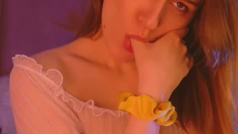 Snapshot of hina_derry_ chatting on 01-09-25, 05:11 Hina online show from 01-09-25, 05:11