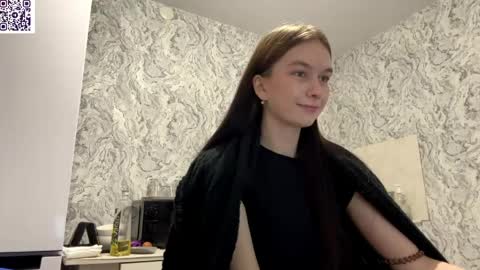 Snapshot of hinadesire chatting on 05-10-26, 08:14 Hina online show from 05-10-26, 08:14