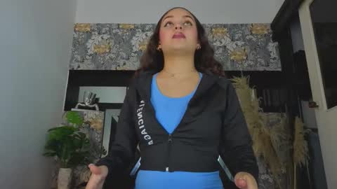 Snapshot of hinata_itachi chatting on 12-17-25, 04:51 FANE AND DAVID online show from 12-17-25, 04:51