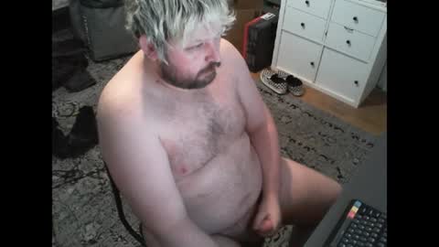 Snapshot of hipguy91 chatting on 07-07-26, 04:44 hipguy91 online show from 07-07-26, 04:44