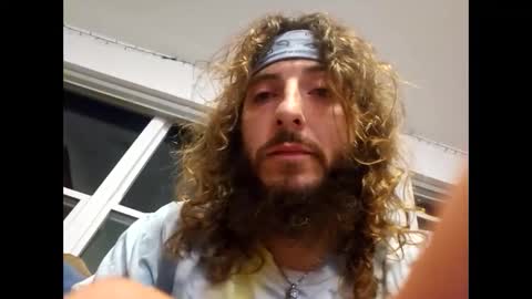 Snapshot of hippiejagain chatting on 10-04-25, 03:15 hippiejagain online show from 10-04-25, 03:15