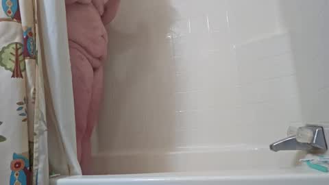 hippiesoul204 online show from 01-28-25, 10:45