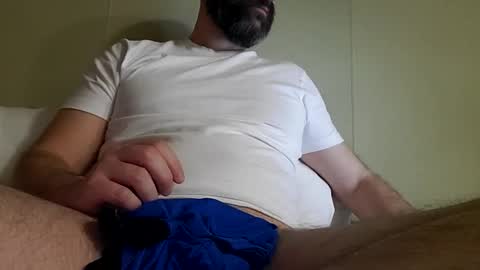 Snapshot of hippopotamus7 chatting on 01-19-25, 03:18 hippopotamus7 online show from 01-19-25, 03:18