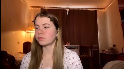 I am Amy ntmu Lets hit 10 Thumbs Up together online show from 01-18-26, 11:47