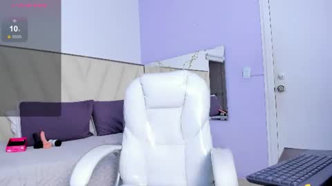 ..    HITANA    .. online show from 07-28-26, 04:39