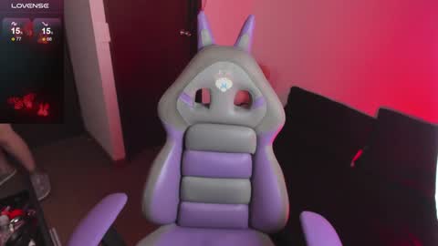 Snapshot of hitomi_arata chatting on 12-28-24, 05:14 Hitomi Arata online show from 12-28-24, 05:14