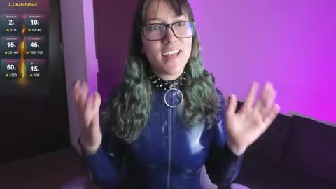 Snapshot of hitomi_arata chatting on 02-25-25, 04:10 Hitomi Arata online show from 02-25-25, 04:10