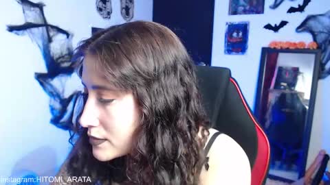 Snapshot of hitomi_arata chatting on 11-24-25, 08:41 Hitomi Arata online show from 11-24-25, 08:41