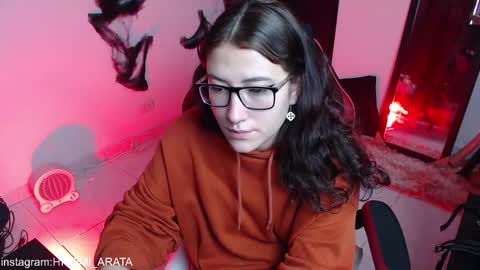 Snapshot of hitomi_arata chatting on 11-27-25, 11:01 Hitomi Arata online show from 11-27-25, 11:01