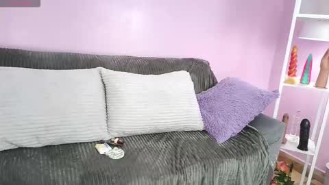 Snapshot of hiyakasudere_ chatting on 11-26-25, 06:20 hiyakasudere_ online show from 11-26-25, 06:20