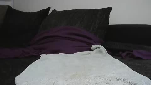 hlovescf online show from 09-14-25, 05:34