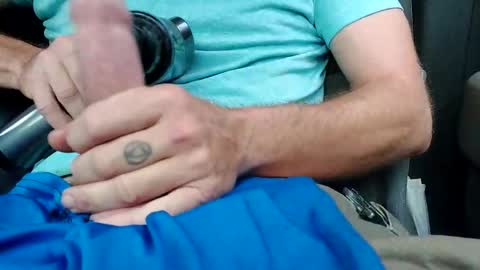 Snapshot of hmr625 chatting on 10-19-25, 10:10 hmr625 online show from 10-19-25, 10:10
