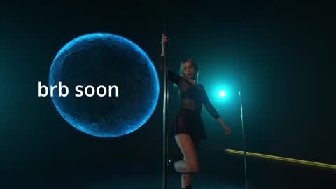 Holly online show from 12-28-24, 09:08