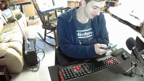 Hentai man online show from 02-01-25, 08:37