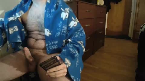 Hockey Player online show from 12-30-24, 04:09